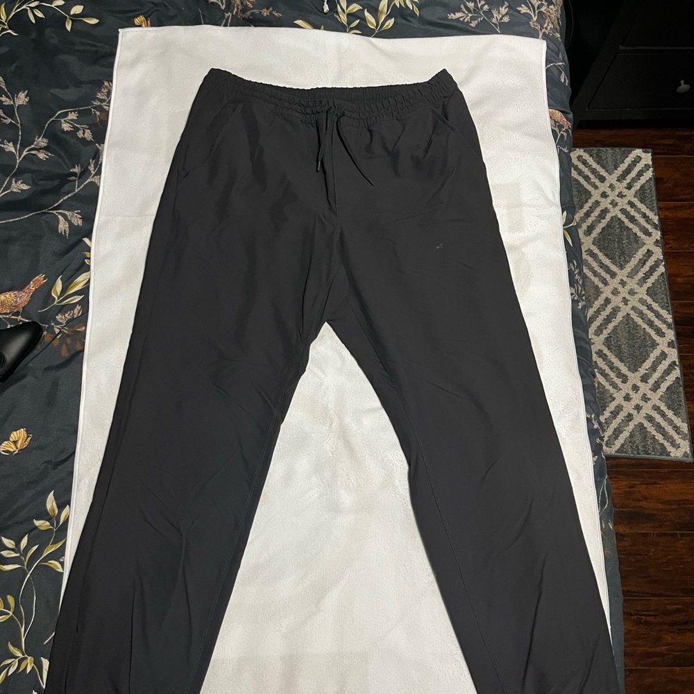 Men's MEC Black Performance Joggers with Drawstring Waist